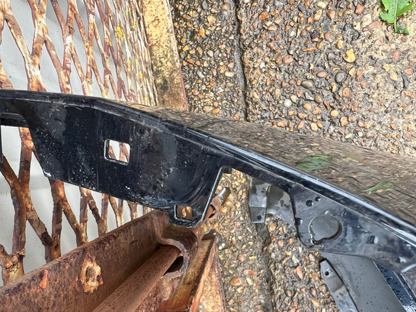 BMW X3 2020 G01 Front m-sport Bumper  Blue

needs repair

needs respray

please observe all pictures

51118089743

8089743