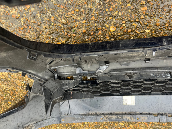 BMW X3 2020 G01 Front m-sport Bumper  Blue

needs repair

needs respray

please observe all pictures

51118089743

8089743