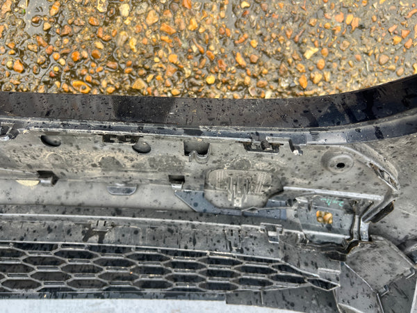 BMW X3 2020 G01 Front m-sport Bumper  Blue

needs repair

needs respray

please observe all pictures

51118089743

8089743
