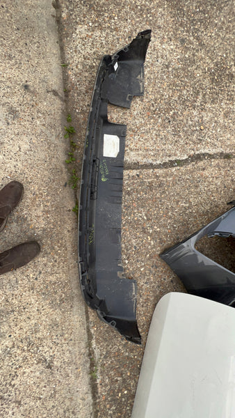 9450580
MINI COOPER 2023 F55 LCI 2  REAR BUMPER LOWER SECTION GENUINE