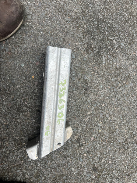 BMW i8 I12 Rear Right Deformation Element

7336306

51127336306

GENUINE
