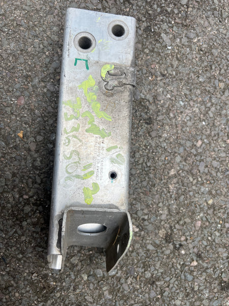BMW i8 I12 Rear Right Deformation Element

7336306

51127336306

GENUINE