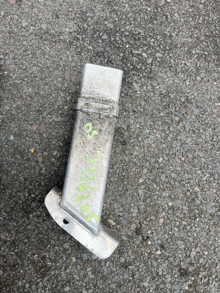 BMW i8 I12 Rear Right Deformation Element

7336306

51127336306

GENUINE