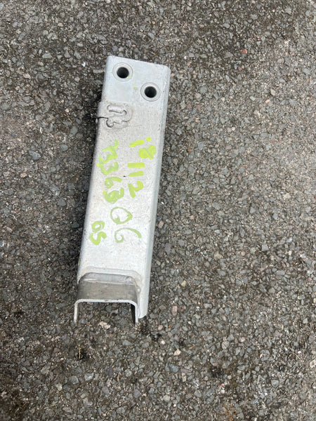 BMW i8 I12 Rear Right Deformation Element

7336306

51127336306

GENUINE