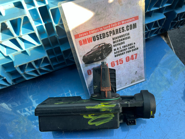 BMW 5 series 2000 E39 Petrol throttle valve

1440049 

Bmw E39 dissa valve 

Bmw E56 dissa valve