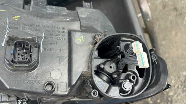 5A1D011 out of stock 
  BMW 3 SERIES 2020 G20 PASSENGER SIDE LED HEADLIGHT

5A1D011-01LL

LE16C6385