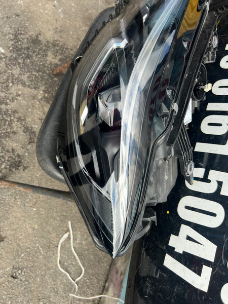 5A1D011 out of stock 
  BMW 3 SERIES 2020 G20 PASSENGER SIDE LED HEADLIGHT

5A1D011-01LL

LE16C6385