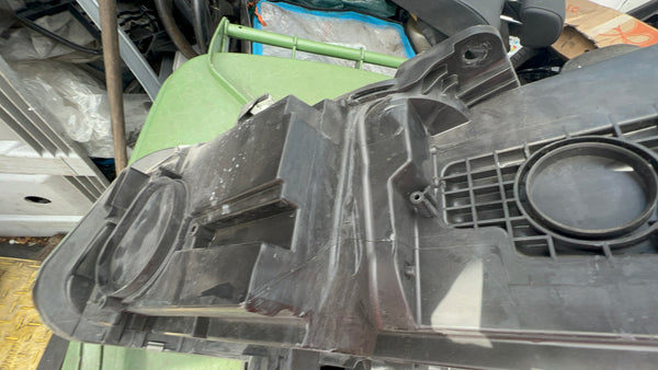 A87422576      BMW 2 SERIES  2018 GRAN TOURER Driver side headlight  7422576