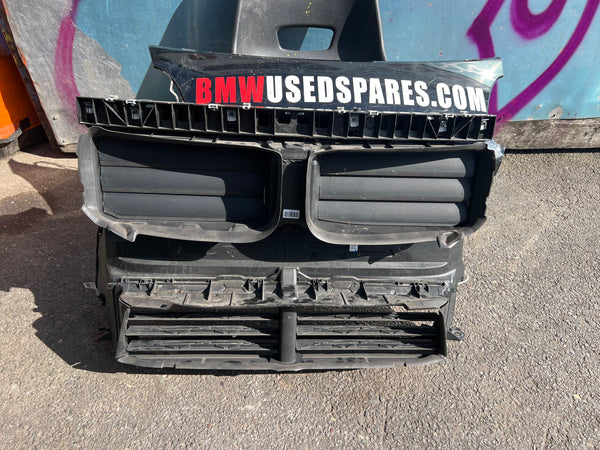 5174187798
BMW X1  2018 F48 LCI Air duct with flap control RCAR    

   51748077481

51748493428