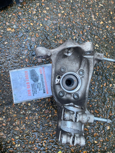 BMW M3 2023 G80  passenger side front hub 

Bmw M4  2023 G82 passenger side front hub

Bmw G83 convertible Front Left Wheel Hub Carrier With Bearing Knuckle

8095649