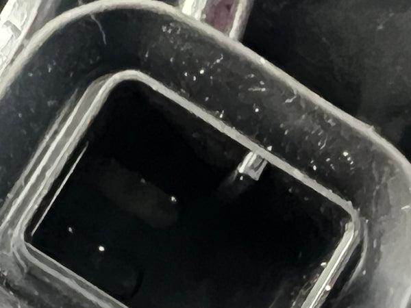 Bmw parts 

Bmw part

Bmw x7 driver side wing  mirror  
BMW X5  2021 G05 Driver side wing mirror with glass 

5 pins 

 plastic under needs replacing 

please observe all pictures