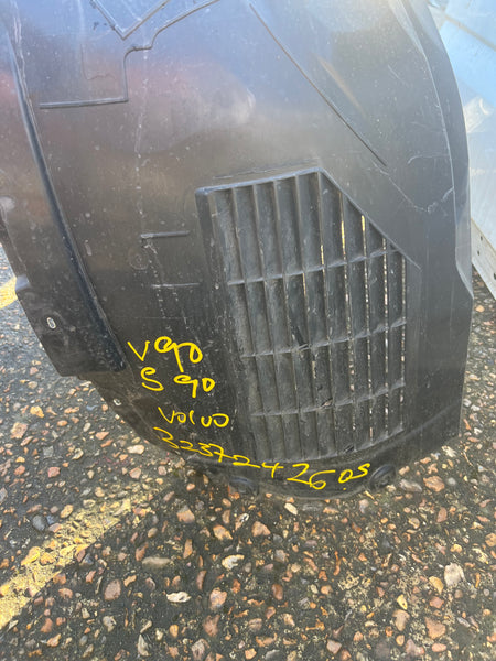 Volvo V90 2024 front driver side splash guard 

Volvo s90 splash guard 
Wheel Arch Liner. Mudflaps. (Right, Front)


32372426