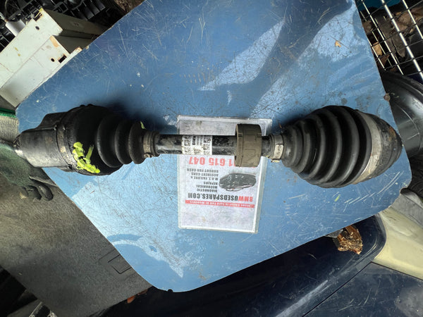 BMW 1 series 2024 F40 M135ix driver side front Drive Shaft 
8482646
