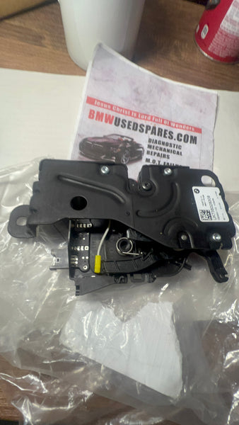 51247383283    New BMW 5 SERIES 2022 G30 TAILGATE BOOT LOCK CATCH MECHANISM     7383283
