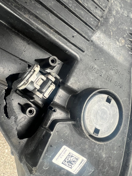 63118738708 Bmw M4 2019  F32 lci driver side headlight   Adaptive LED 8738708    A8873870803