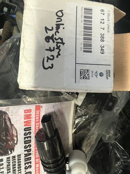 67127388349    BMW 5 G31 X3 G01 X5 G05 Series Windscreen Washer Water Pump  New Genuine    7388349