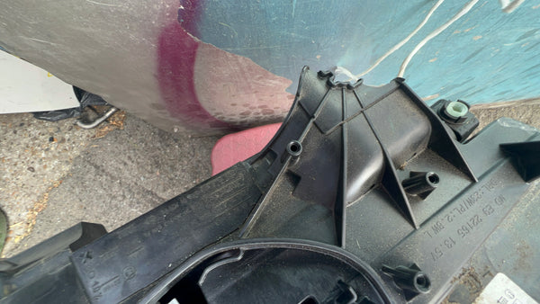 63115A1E057     BMW 1 SERIES  2022 F40 passenger side Led headlight 5A1E057