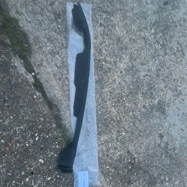 51767390135   MINI COUNTRYMAN F60 Rear Left Door Seal   7390135    NEW  GENUINE