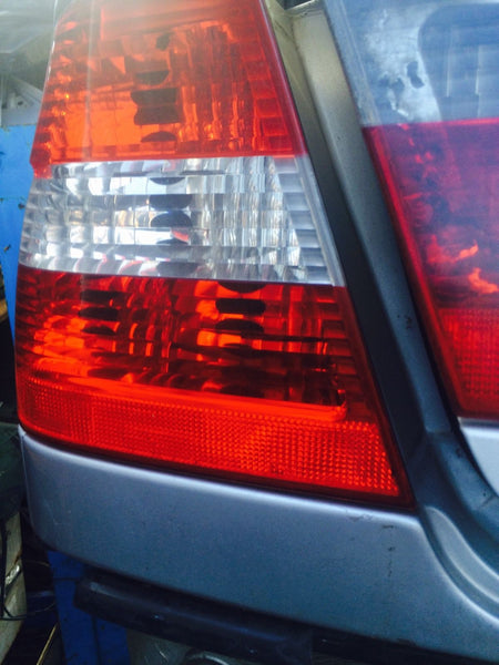 BMW 3 SERIES E46 2002 4 DOOR SALOON NS PASSENGER NEAR SIDE REAR LIGHT