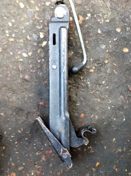 BMW 3 SERIES E 46 2004 CAR JACK