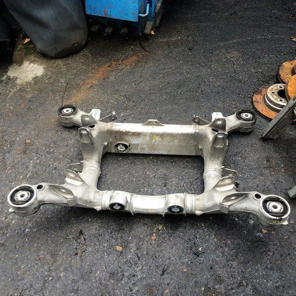 BMW 5 SERIES 2015  F10   SUBFRAM  /FRONT AXEL
