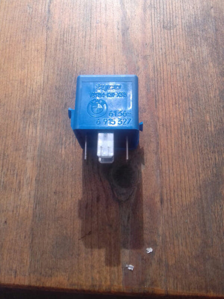 61366915327 BMW SKY BLUE RELAY 4 PIN. FREE DELIVERY