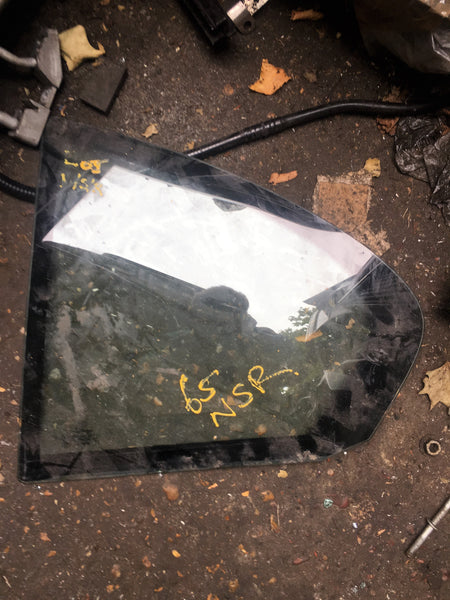 BMW 7 SERIES 2005 E65 PASSENGER SIDE QUARTER GLASS