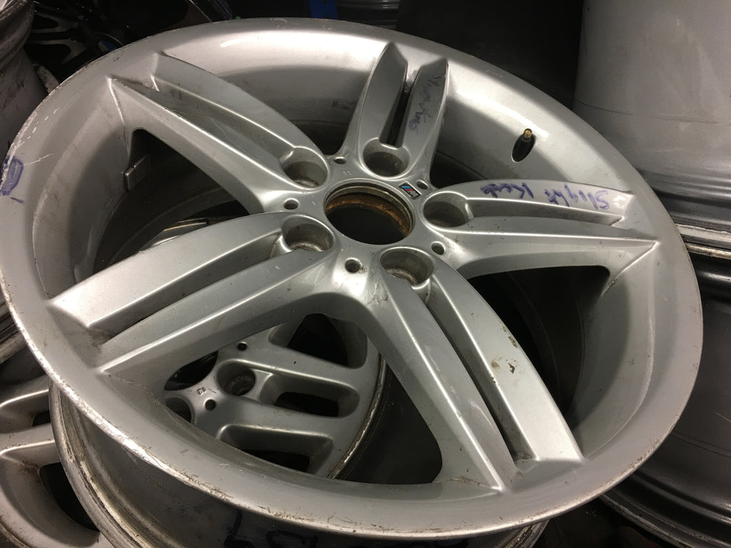 8036939 BMW 3 SERIES F30 2015 ALLOY WHEEL SCUFFED OBSERVE PICTURE