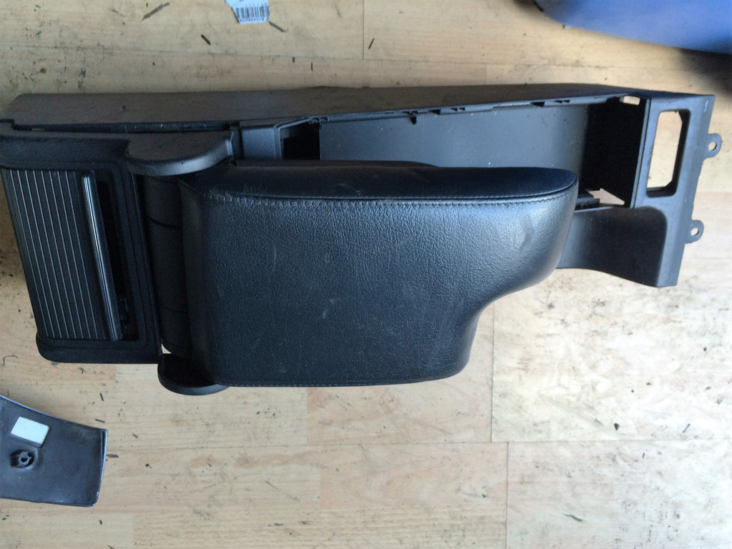 BMW 3 SERIES E 46 2003 CENTER ARM REST IN BLACK OTHER COLOUR IN STOCK