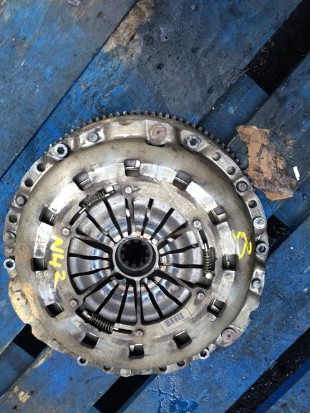 BMW 318 2003 N42 ENGINE CLUTCH AND FLYWHEEL