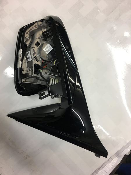 7204691 Bmw 7 Series 2009 F01 passenger side wing mirror. No glass No cover