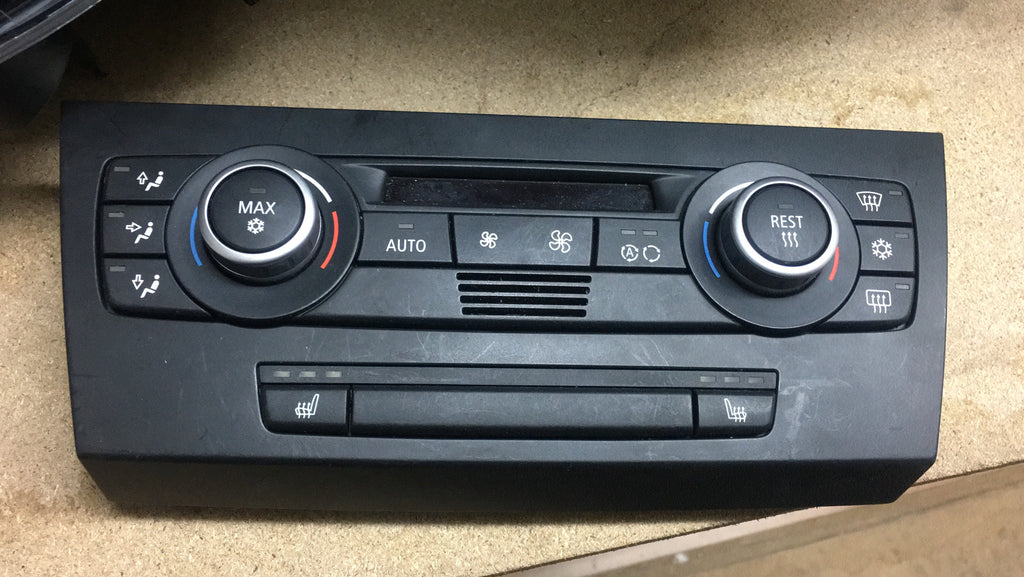 BMW 3 SERIES E90 2010 CLIMATE CONTROL UNIT WITH HEATED SEATS BUTTON