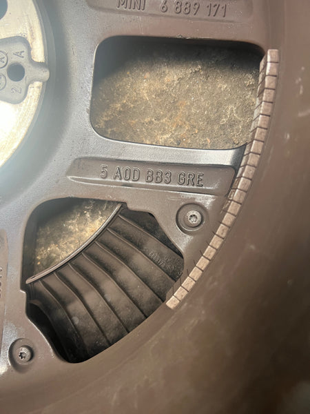 GENUINE MINI COOPER ELECTRIC ALLOY , 7jx17" , PART NUM:  6889171