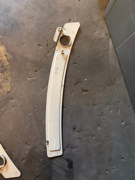 765578464612    BMW M6 COUPE F13 FRONT BUMPER  right M BRACKET  78464612 GENUINE