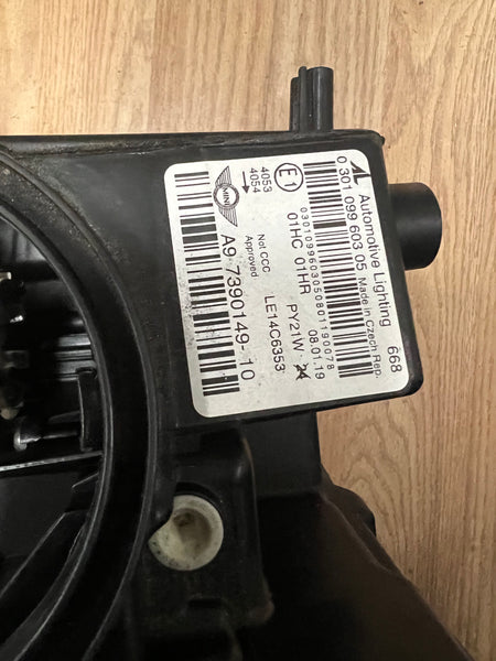 7390149     Mini Countryman 2019 F60 passenger headlight  A9739014910 030109960305