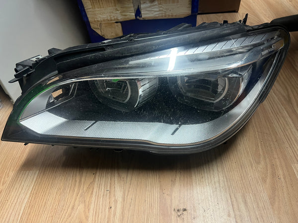 7351091    BMW 7 Series 2012  F01 f02  F04  passenger side Headlight Adaptive Led