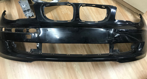 BMW 1 Series 2008 E 87 Front standard bumper in black needs respray