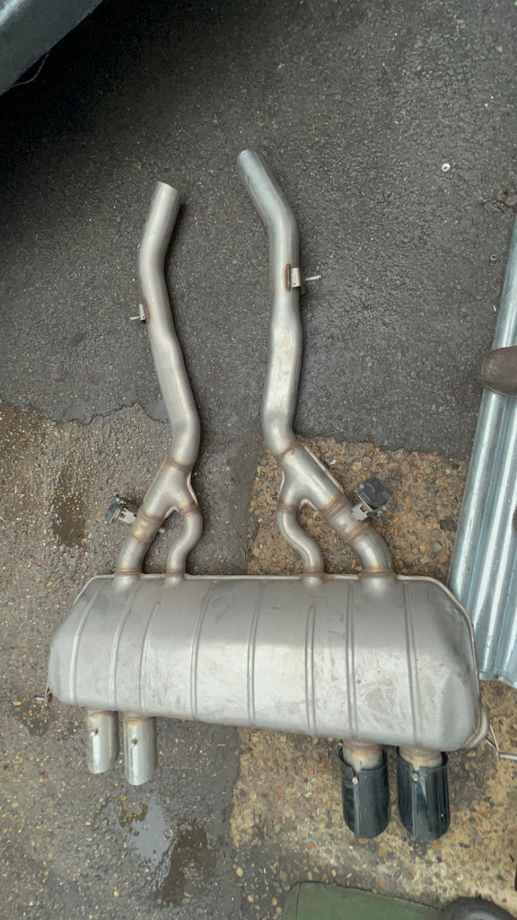 8096118     BMW M3 2022  G80 competition   Exhuast  system    Bmw M4 2022 G82 G83 M4 Competition Exhaust System