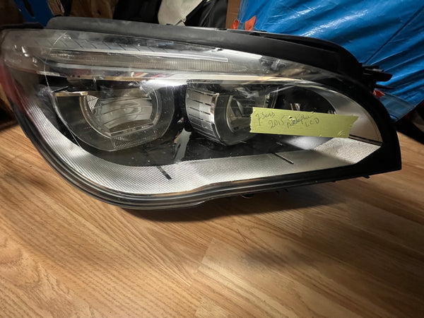 7424130    BMW 7 Series 2015  F01 f02  F04  Driver side Headlight Adaptive Led