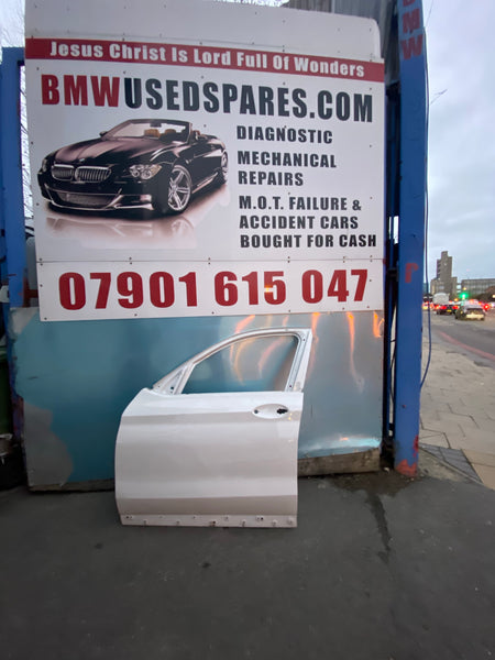 BMW X3  2020 G01 Passenger side front door  shell in white
