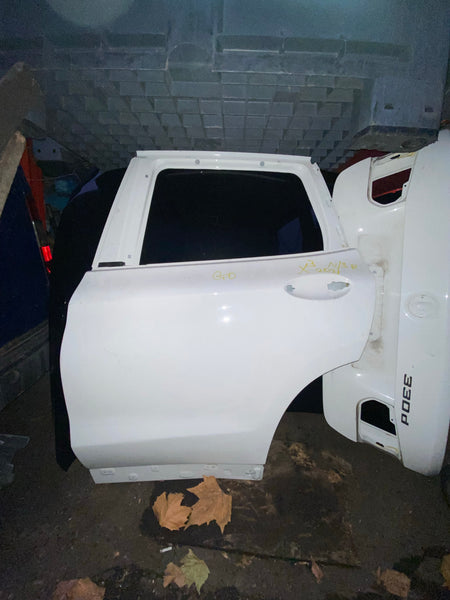 BMW X3  2020 G01 Passenger side rear door  shell in white