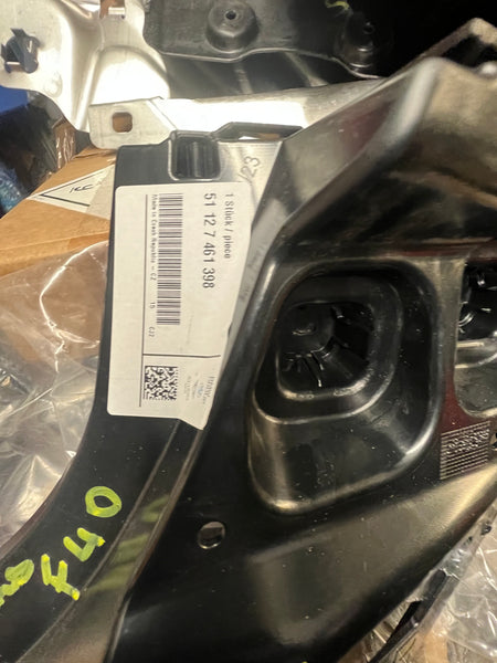 51127461398  BMW 1 SERIES F40 REAR RIGHT BUMPER MOUNT  new  7461398