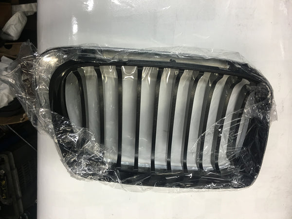 Bmw 3 series 2004 E46 coupe drivers side kidney Grille new