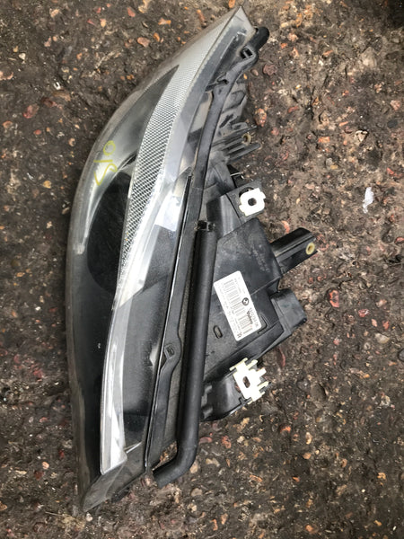 BMW 3 Series 2007  E90 Driver Side headlight