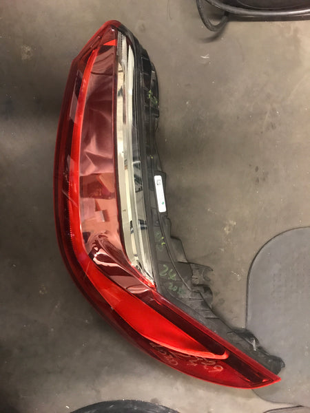 7439018  BMW Z4 2020 G29 driver side Rear Light  7439018