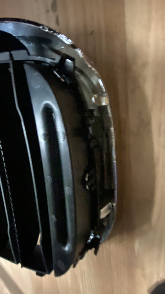 7464921  GENUINE  BMW X3 M40I G01 N/S LEFT FRONT KIDNEY GRILL    7464921  Bmw x4 2022  G02 passenger side kidney Grille