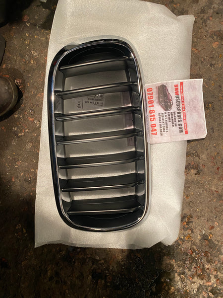 GENUINE BMW F15 X5 RIGHT FRONT GRILL  51137294486