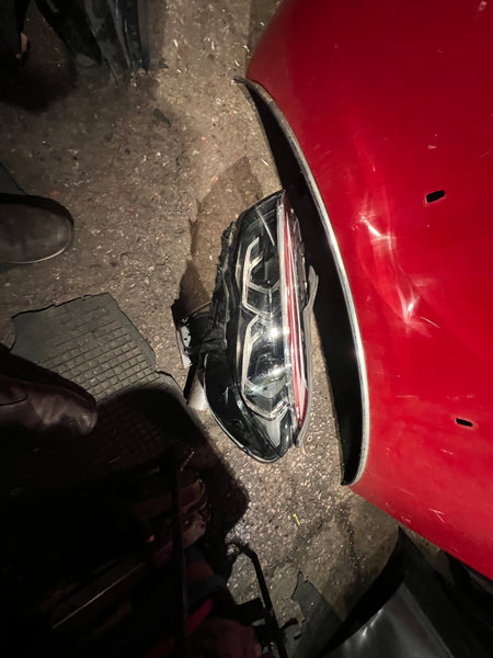 63115A1E065
    Bmw 2 series 2021 f44 Gran coupe  Passenger side led headlight

bmw light

bmw headlights 

bmw part

bmwparts

no module 

observe all pictures 

5A1E065