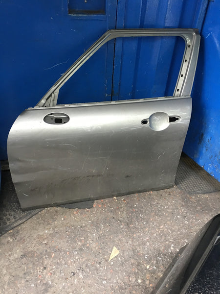 Mini one 2018 passenger side front door in  silver