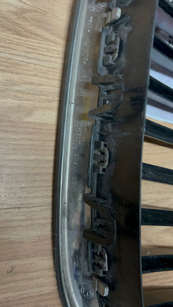 7336478      BMW 5 SERIES  2016 f10  KIDNEY Grille   51137336478